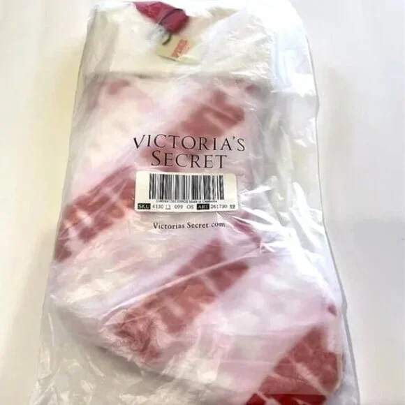 PINK VICTORIA'S SECRET LOGO BATH MAT STOCKING SET HOLIDAY CHRISTMAS